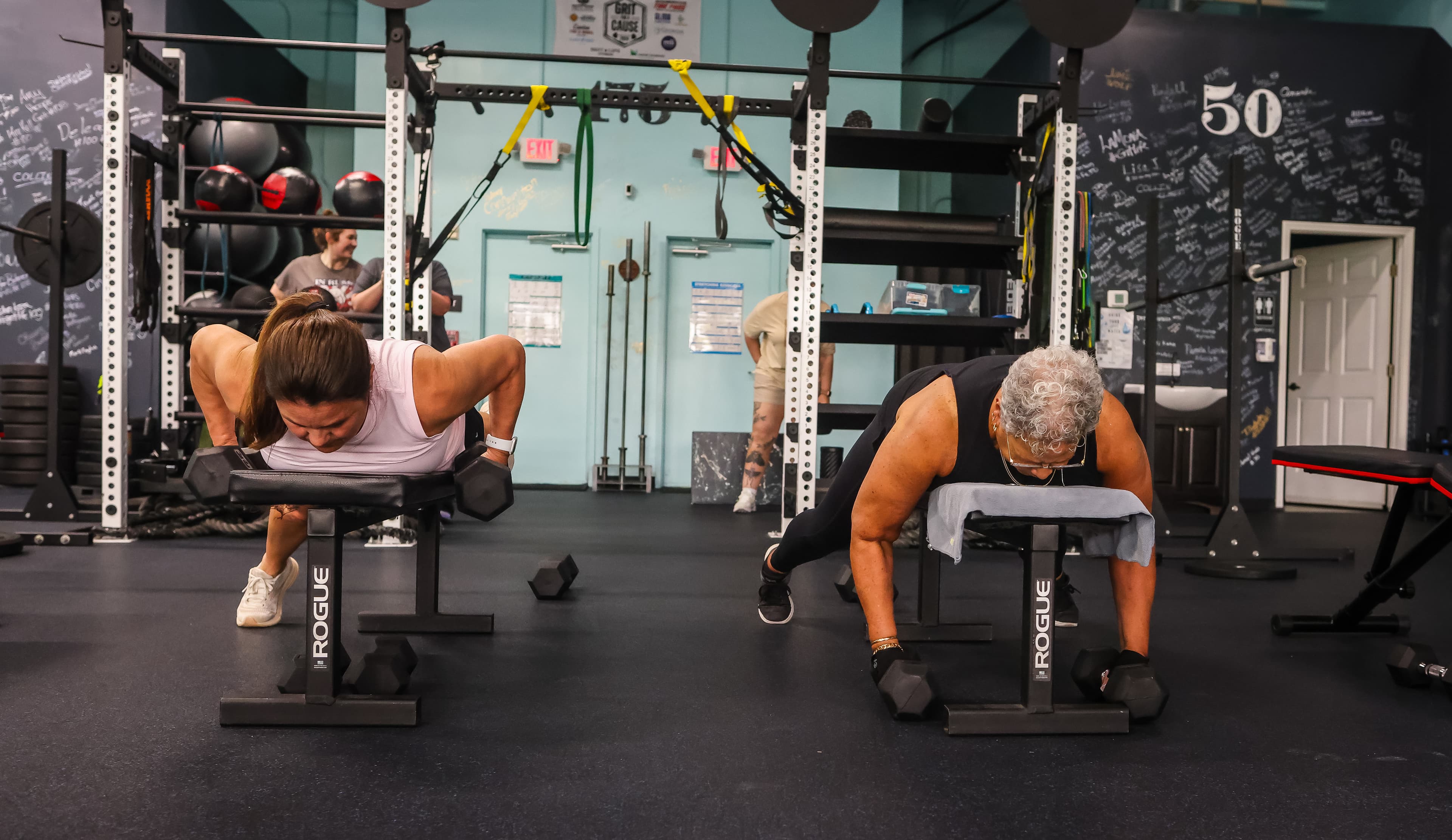 Members training together at Grit Life Fitness